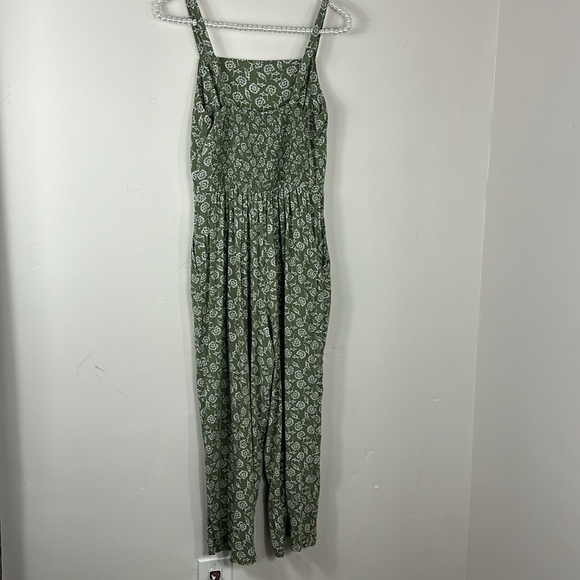 Old Navy Green Floral Boho Jumpsuit Romper XS - Picture 4 of 7